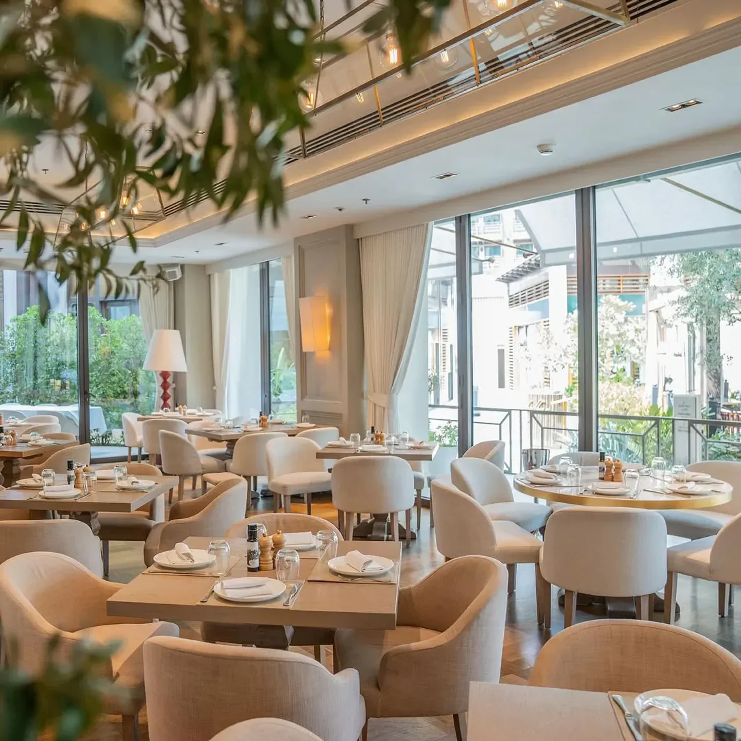 Elegant dining area at Il Borro restaurant in Dubai, with stylish decor and ambiance